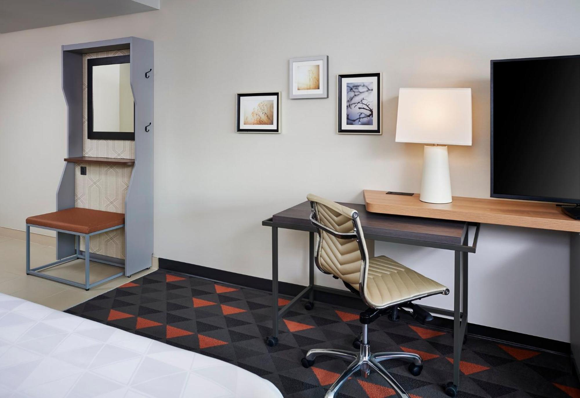 Holiday Inn & Suites Oakville At Bronte By Ihg Exterior foto