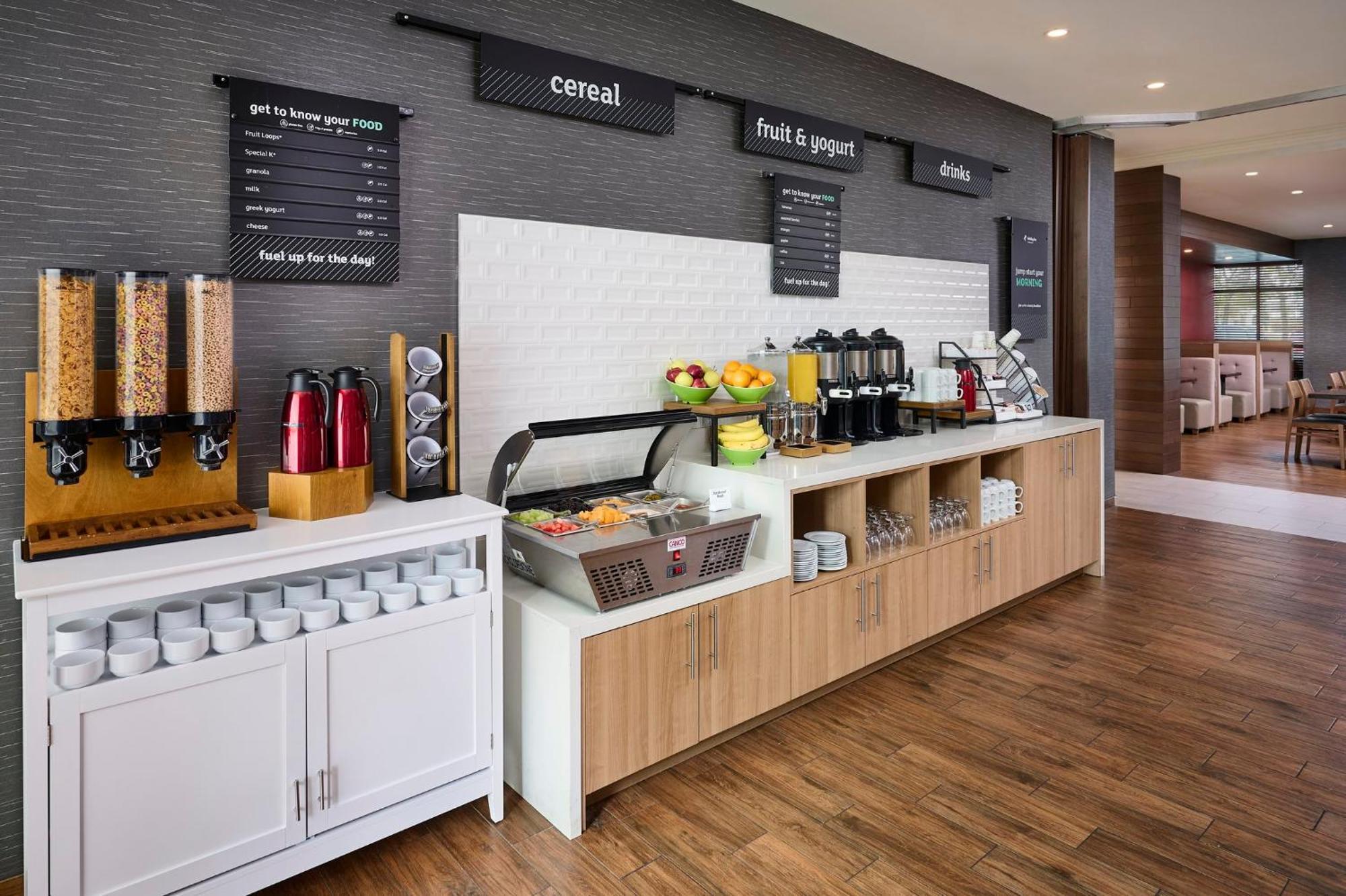 Holiday Inn & Suites Oakville At Bronte By Ihg Exterior foto